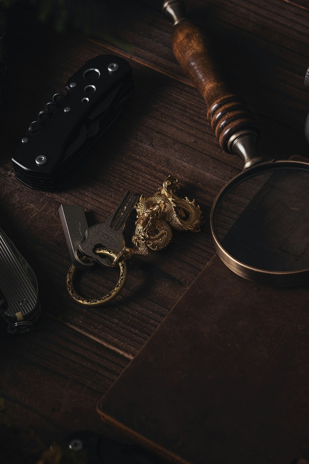 private detective examining evidence